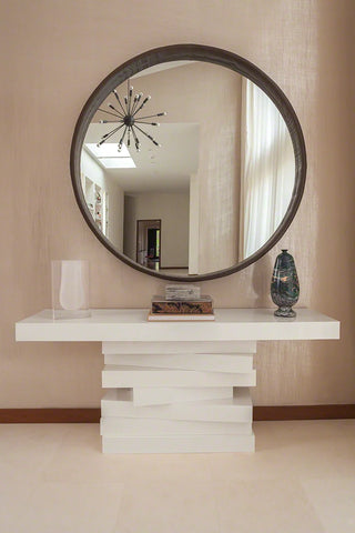 Old_Westbury_Cara_Woodhouse_Entryway_Console