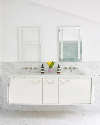 Roslyn_Home_Cara_Woodhouse_Bathroom