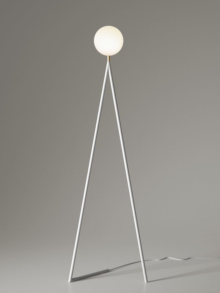 Atelier Areti One 184OL-F01 floor light, white structure with brass joint and slanted base. Official manufacturer photograph.