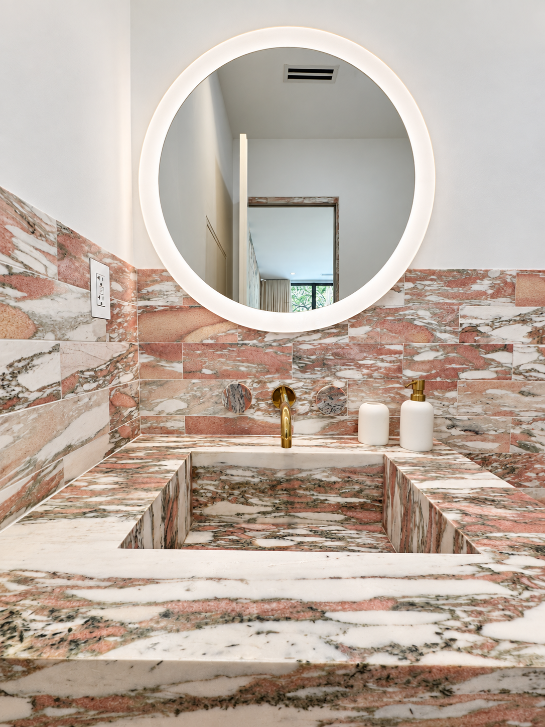 Kendall Miami interior by Cara Woodhouse — retouched project photograph 10